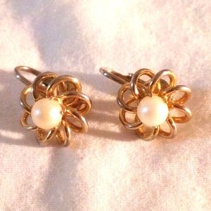 Vintage Gold Clip on Earrings